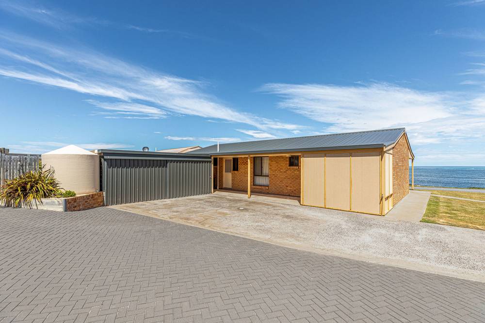 13 Esplanade, Elliston, SA 5670