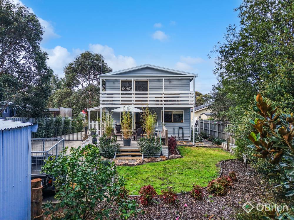 8 Currawong Close, Raymond Island, VIC 3880