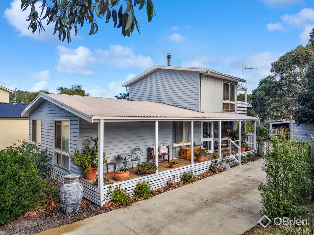 8 Currawong Close, Raymond Island, VIC 3880