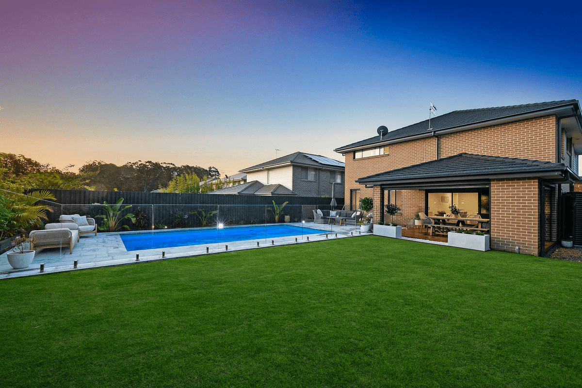 33 Mistview Circuit, FORRESTERS BEACH, NSW 2260