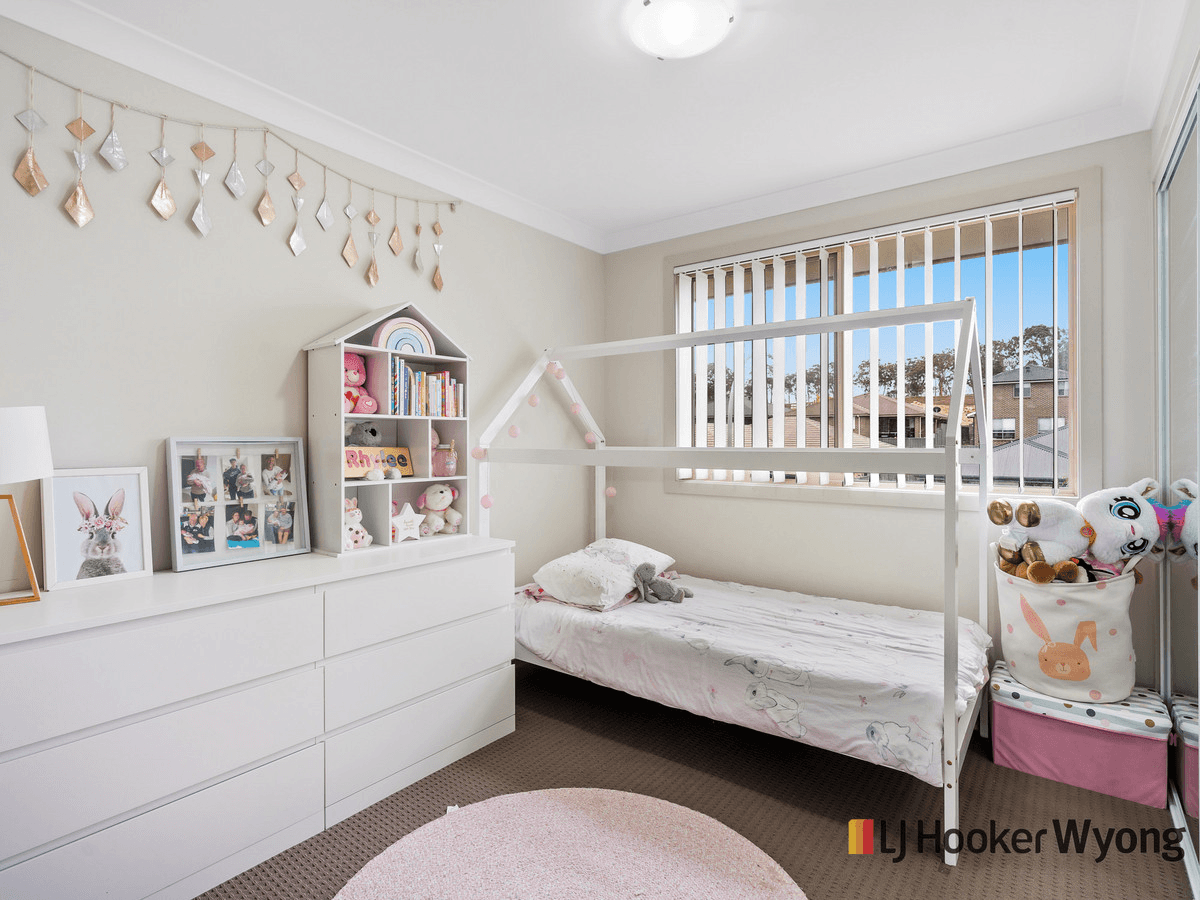 15 Addison Avenue, Woongarrah, NSW 2259