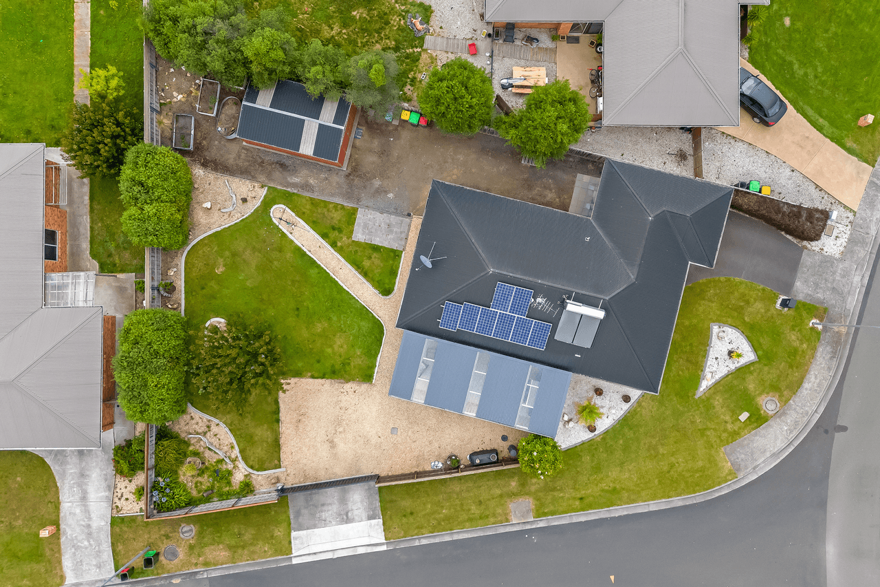 14 Clarence Crescent, ROKEBY, TAS 7019