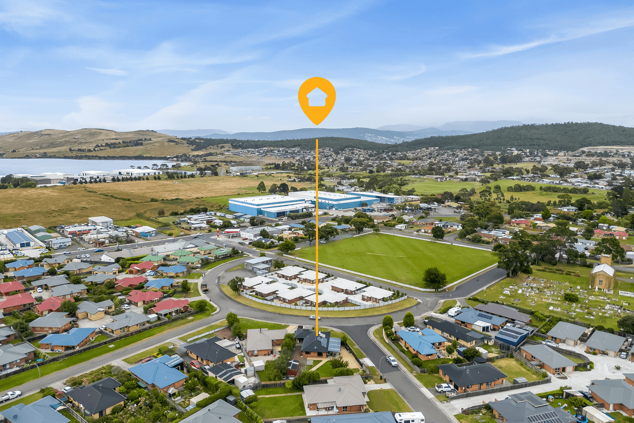 14 Clarence Crescent, ROKEBY, TAS 7019