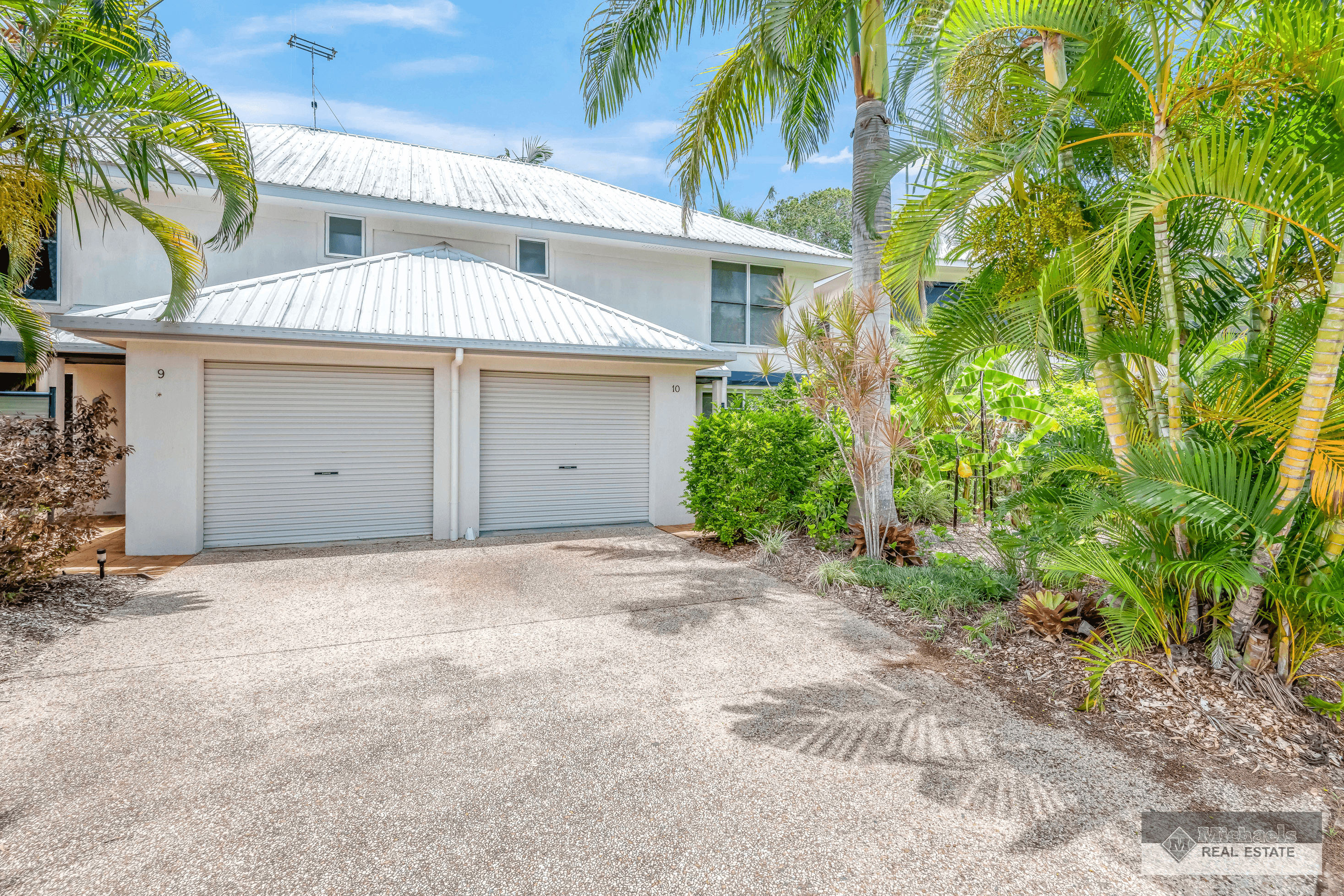 10/2 Sylvan Drive, MOORE PARK BEACH, QLD 4670