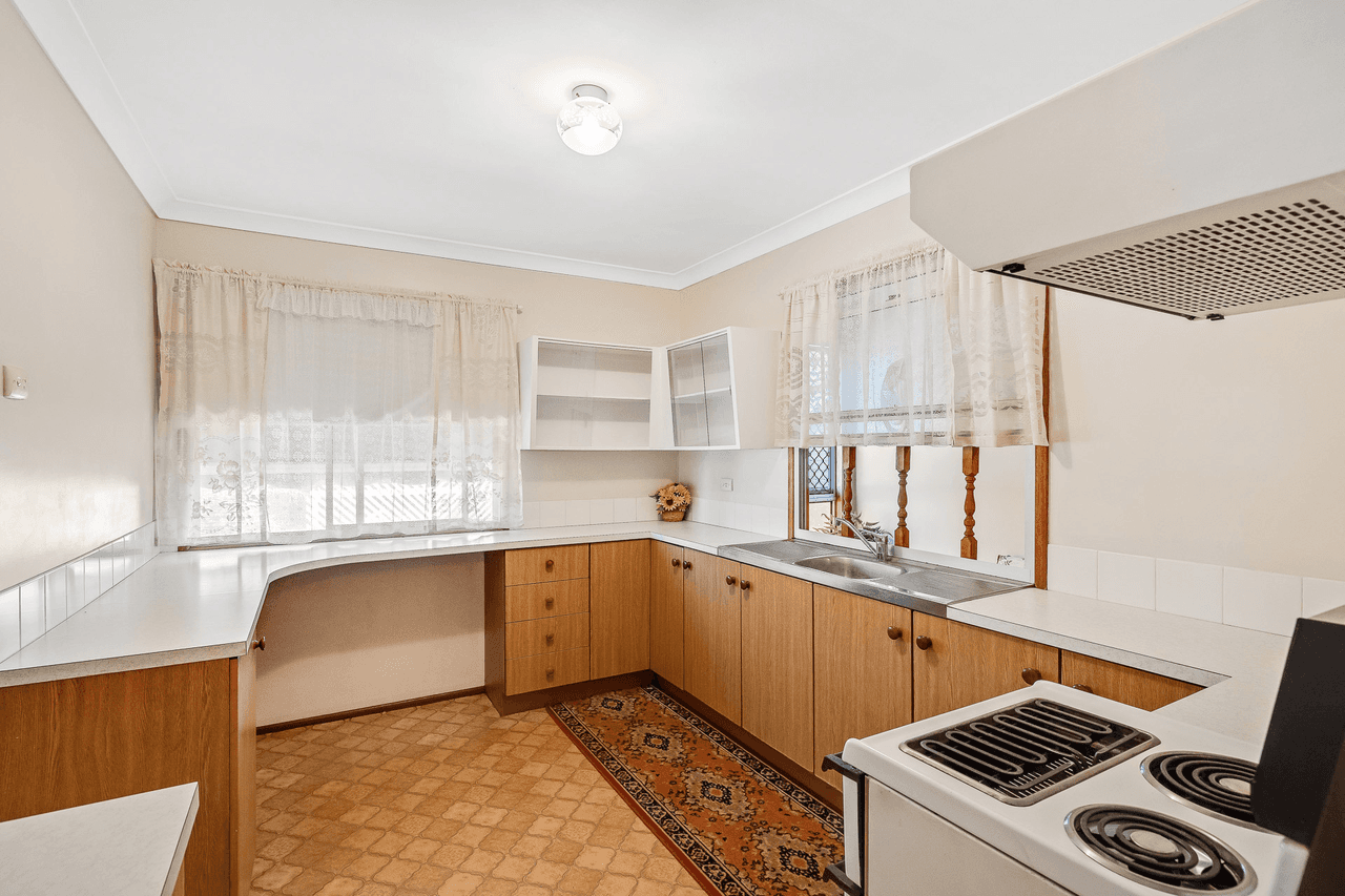 2 Acacia Street, RANGEVILLE, QLD 4350