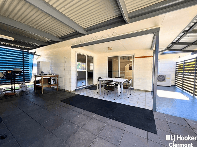 37 French street, CLERMONT, QLD 4721