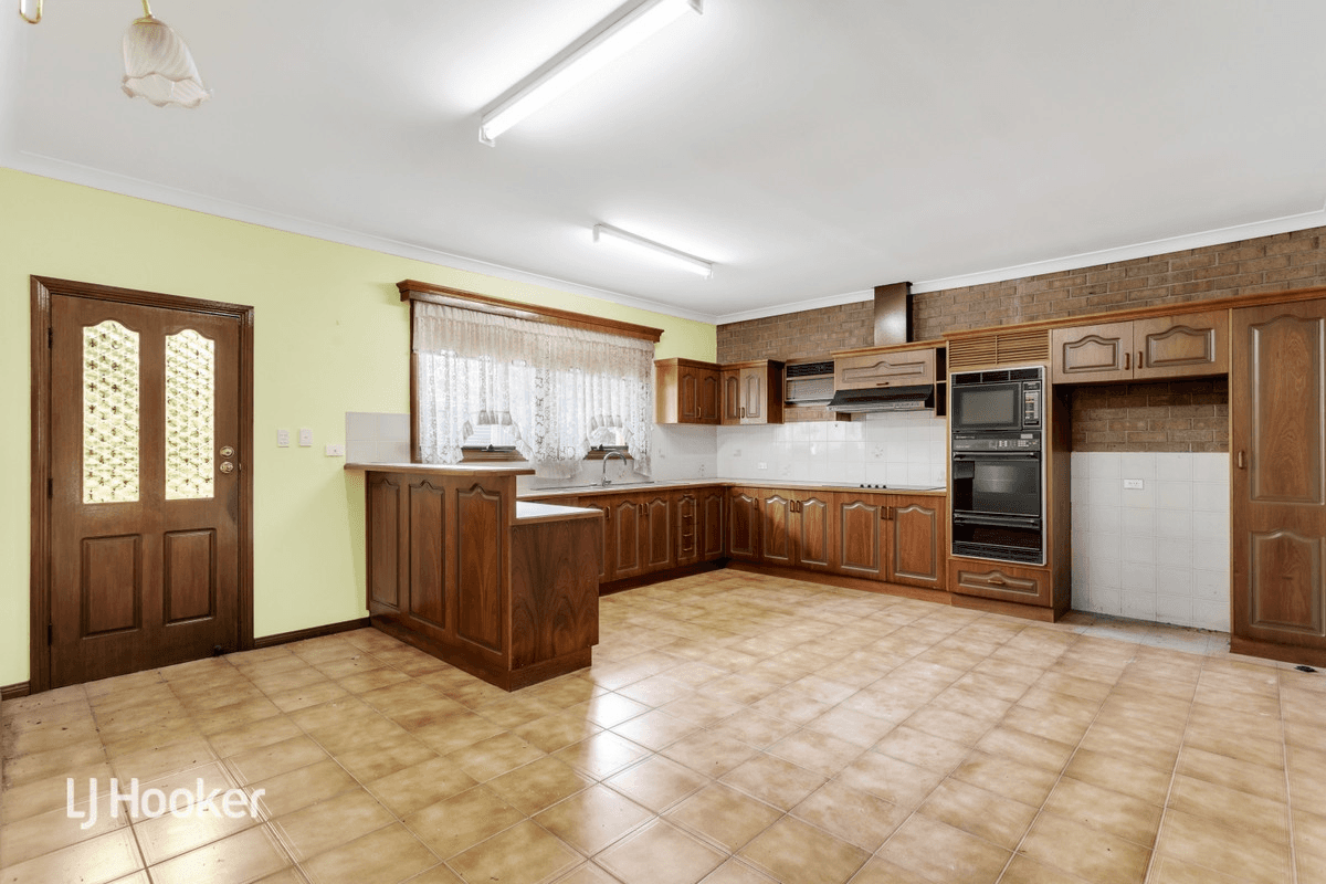 19 Chatham Road, Keswick, SA 5035