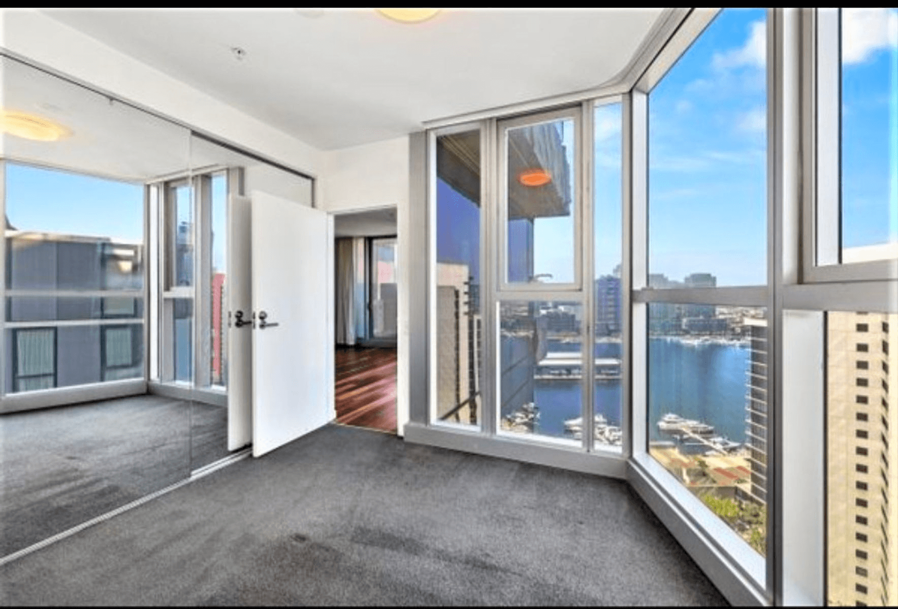 N2208/241 Harbour Esplanade, DOCKLANDS, VIC 3008