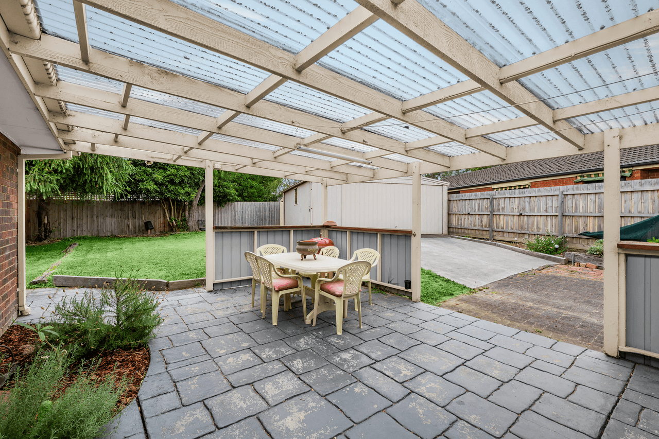 4 Darnley Court, ROWVILLE, VIC 3178