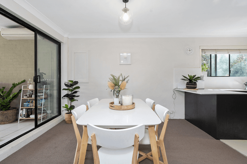 2/48 Nesca Parade, The Hill, NSW 2300