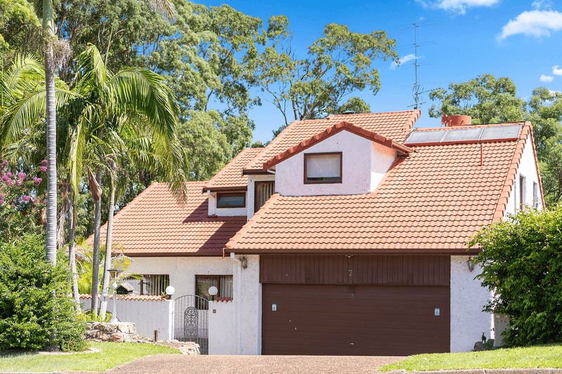 7 Nyanda Avenue, Belmont North, NSW 2280