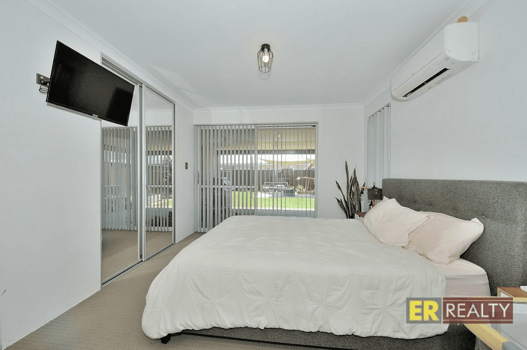 10 Bergala Drive, ELLENBROOK, WA 6069