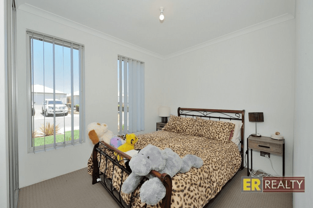 10 Bergala Drive, ELLENBROOK, WA 6069