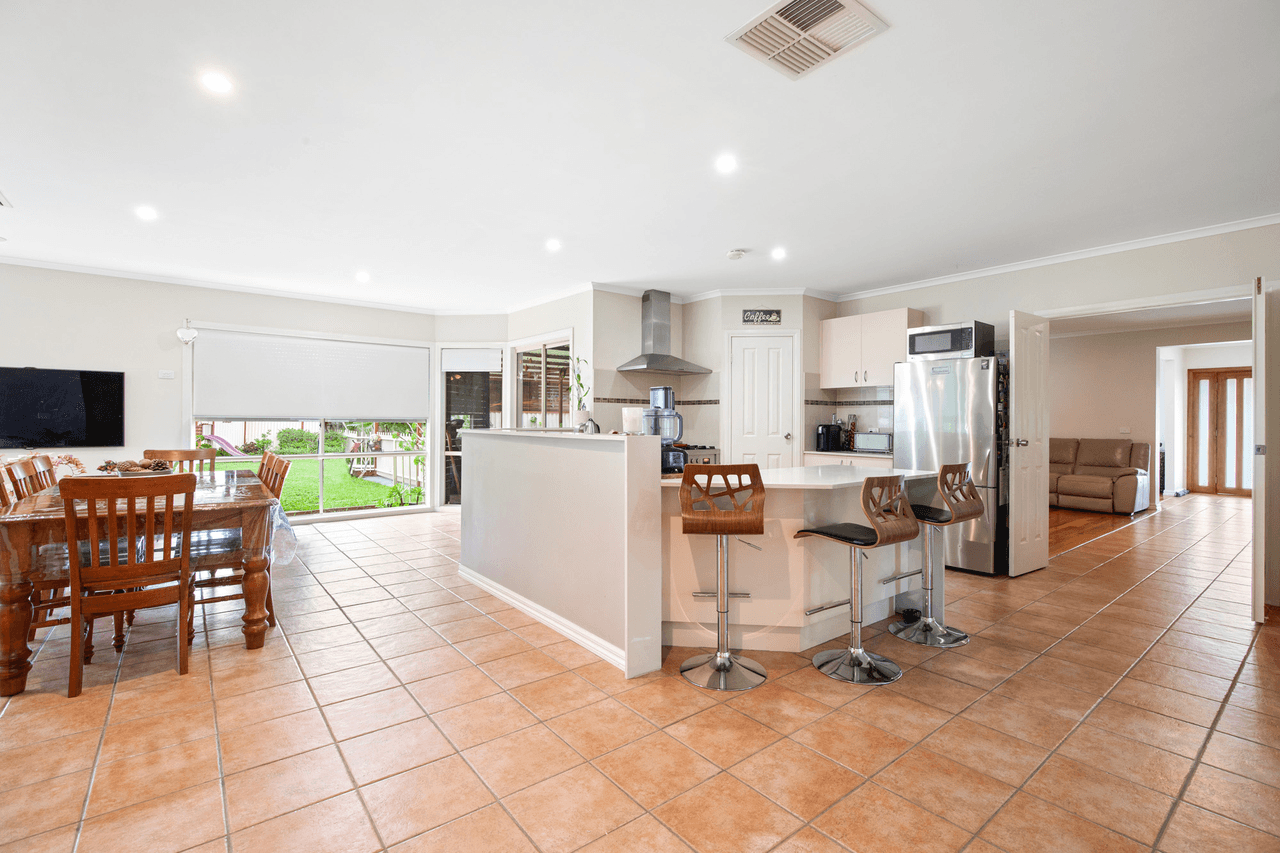 17 Torquata Court, HOPPERS CROSSING, VIC 3029