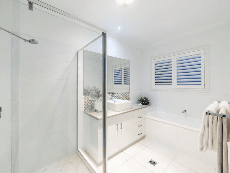 24-26 Rolland Parade, WARNER, QLD 4500