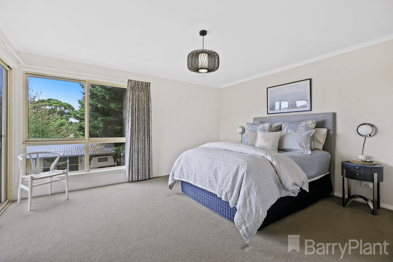 28 Pepperell Drive, Drouin, VIC 3818