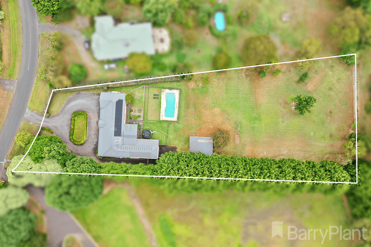 28 Pepperell Drive, Drouin, VIC 3818