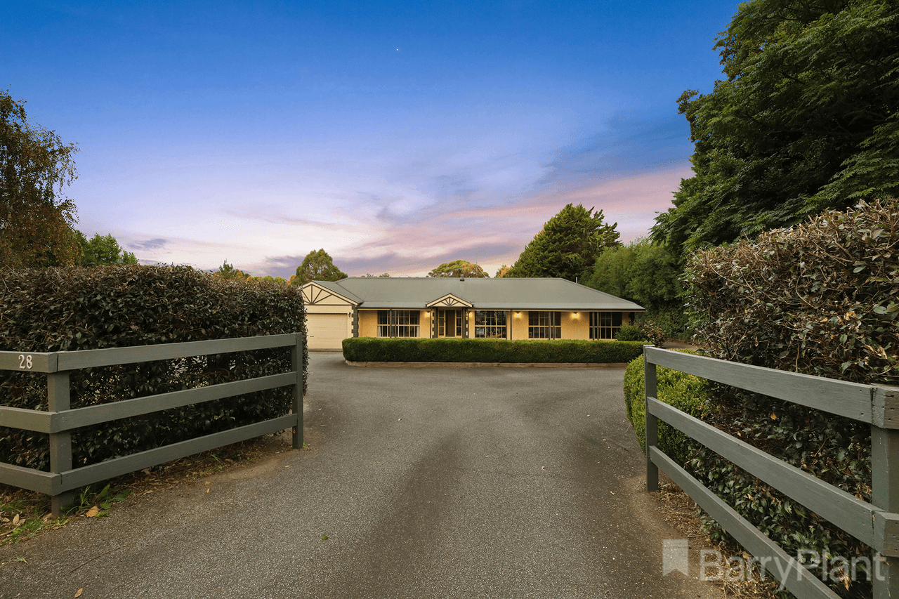 28 Pepperell Drive, Drouin, VIC 3818