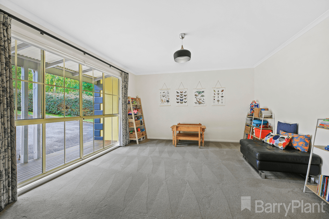 28 Pepperell Drive, Drouin, VIC 3818