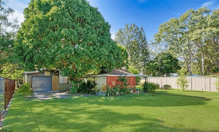 29 First Avenue, Beachmere, QLD 4510