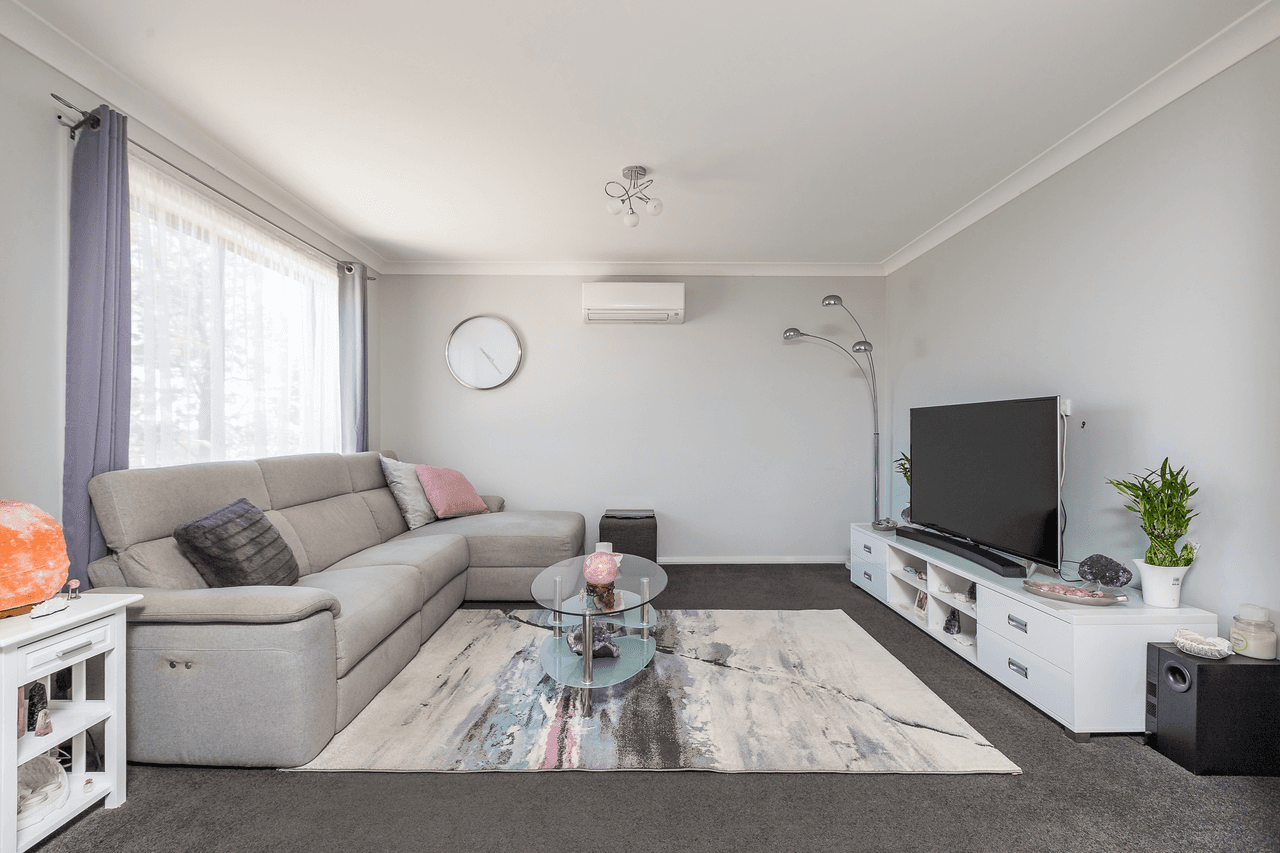 51 Beaton Avenue, RAYMOND TERRACE, NSW 2324