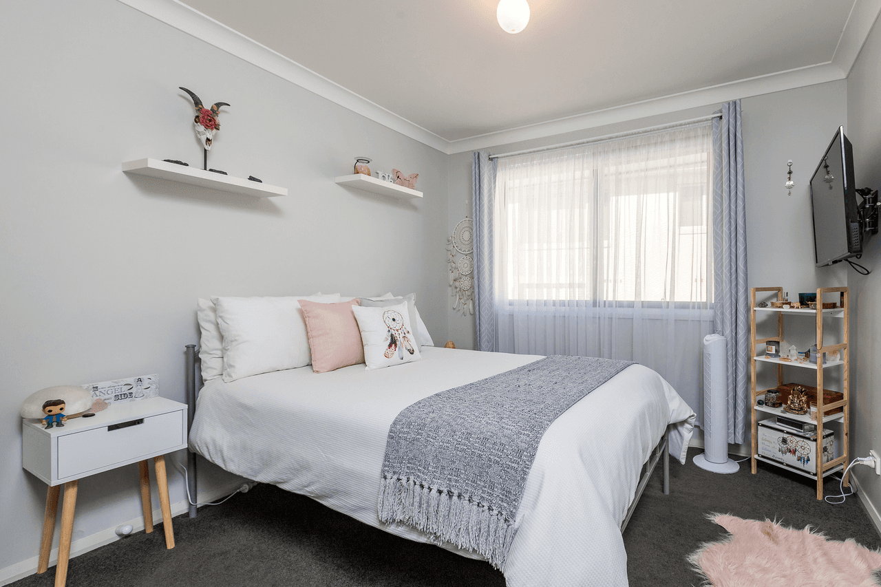 51 Beaton Avenue, RAYMOND TERRACE, NSW 2324