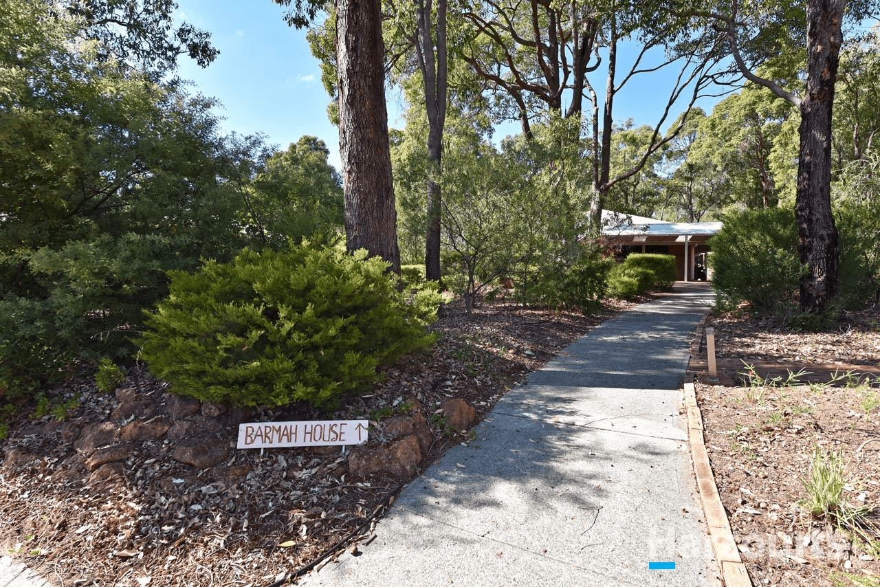 Villa 20/2 Fenton Street, MUNDARING, WA 6073