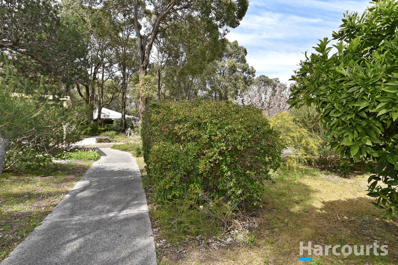 Villa 20/2 Fenton Street, MUNDARING, WA 6073