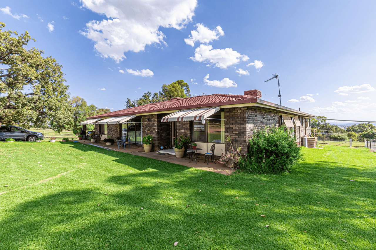 30L Bencubbin Drive, DUBBO, NSW 2830