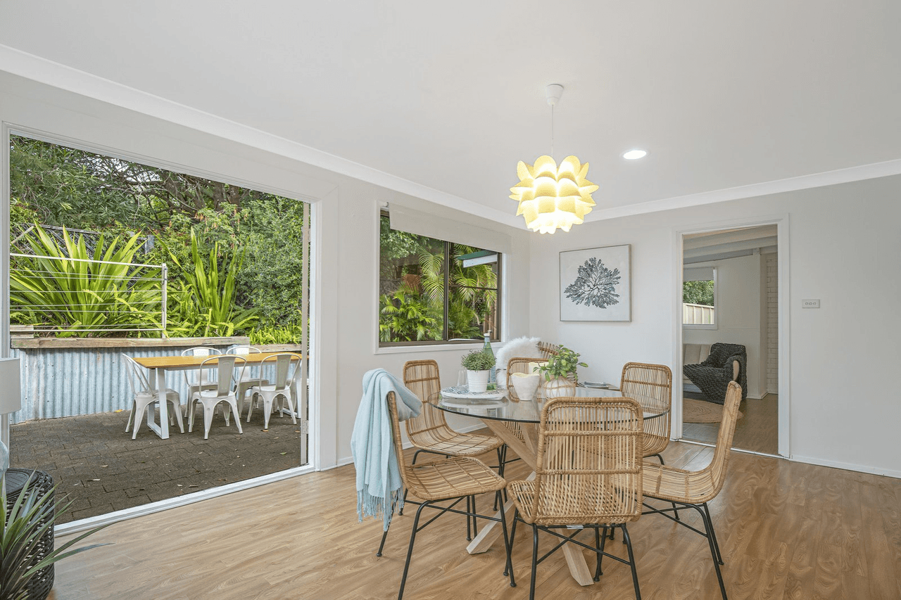 14 Priestley Parade, POINT CLARE, NSW 2250