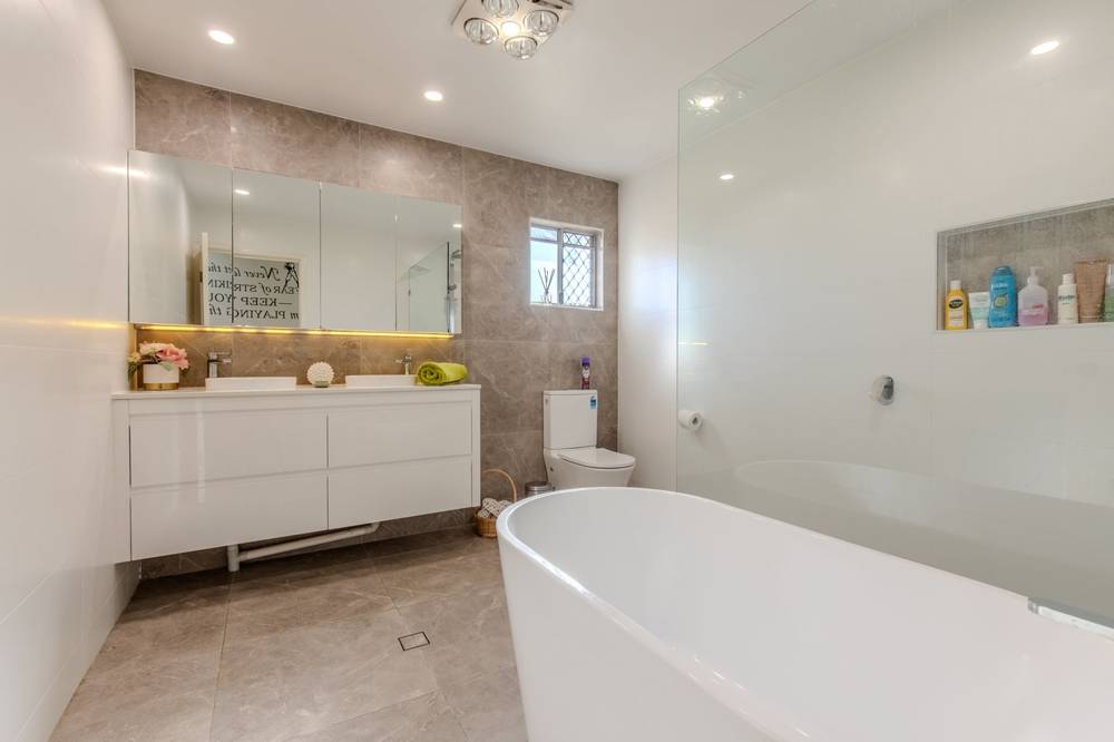 6 Bloodwood Street, Crestmead, QLD 4132