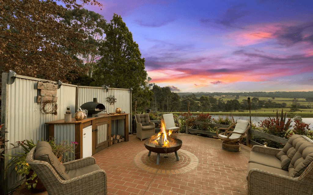 705 Montpelier Drive, THE OAKS, NSW 2570