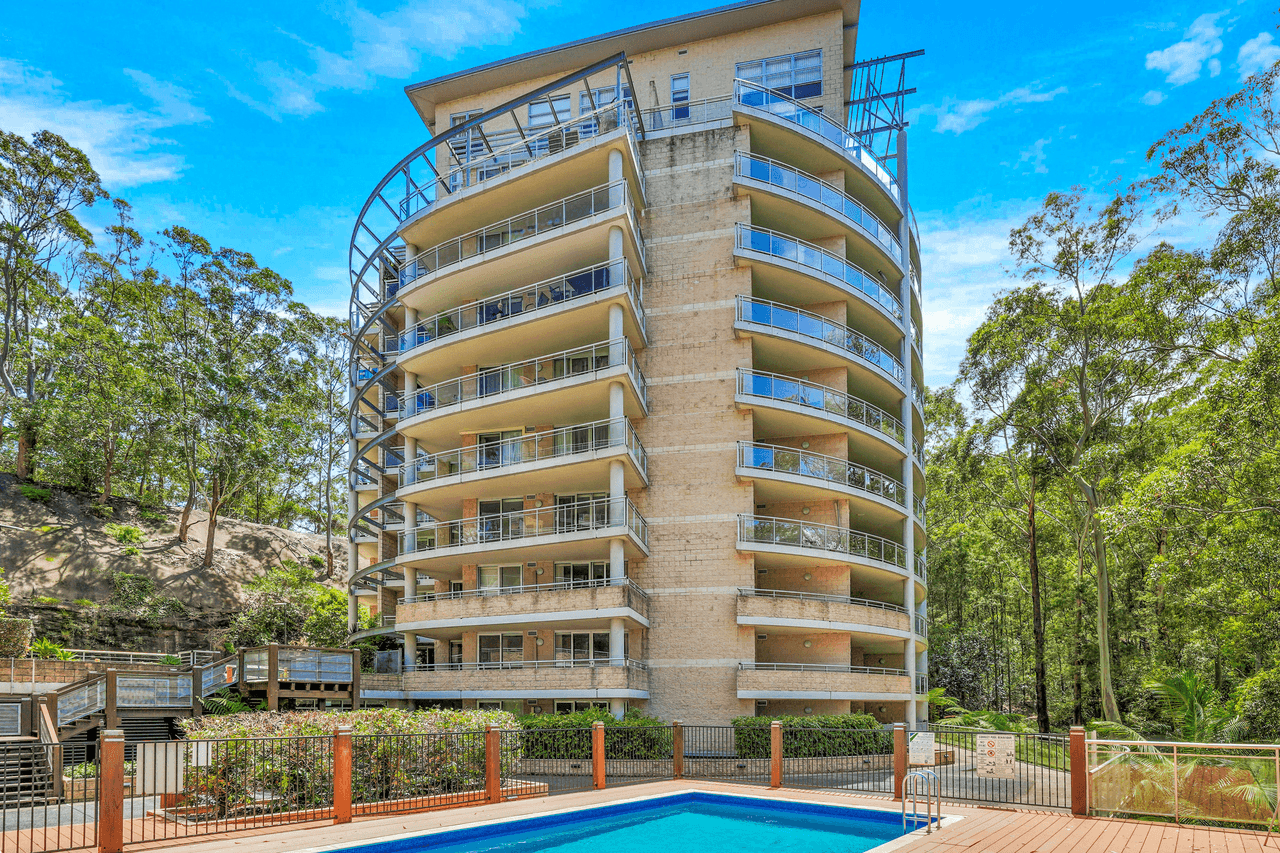 482/80 John Whiteway Drive, GOSFORD, NSW 2250