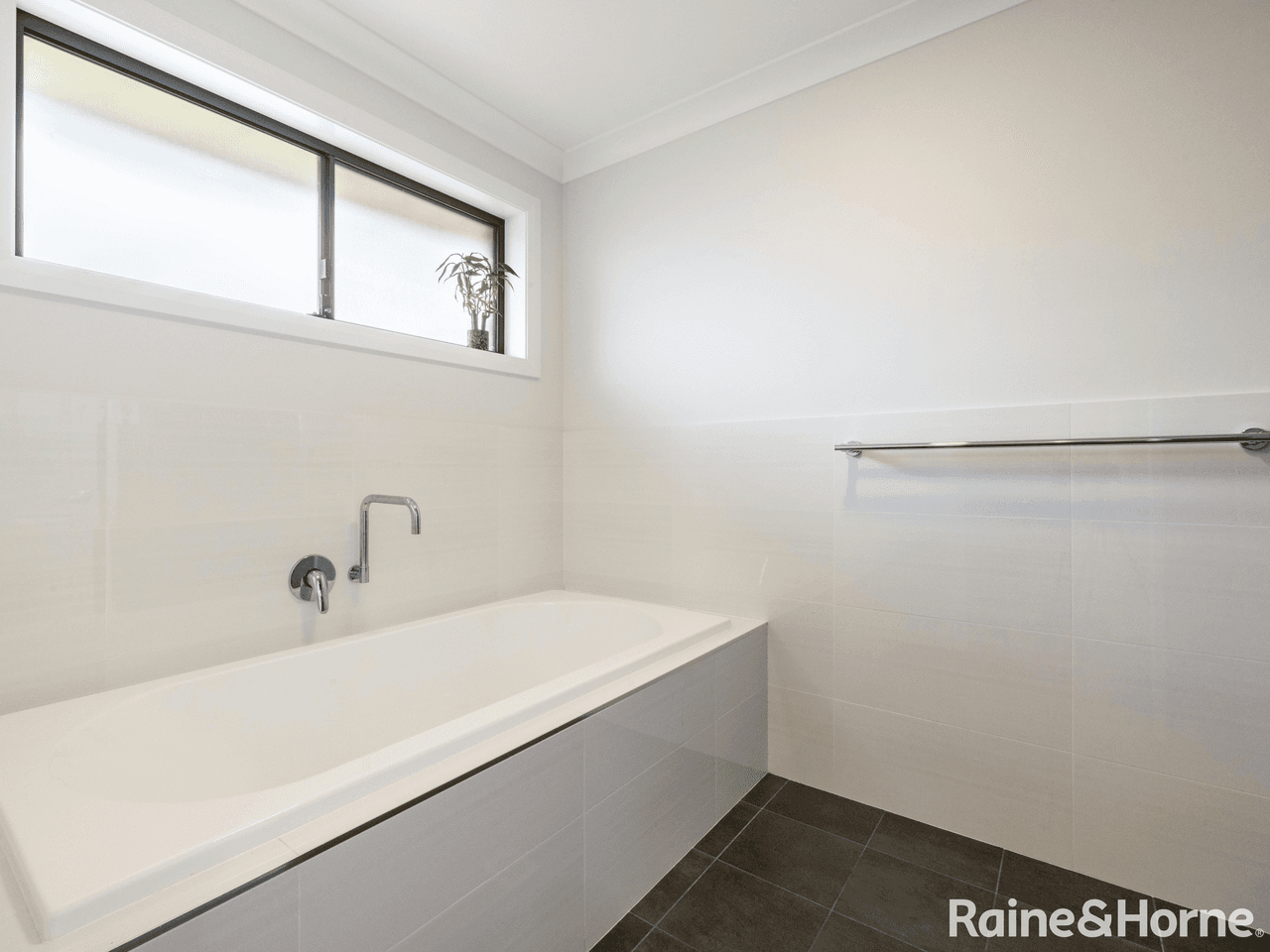 41 Fraser Drive, EGLINTON, NSW 2795