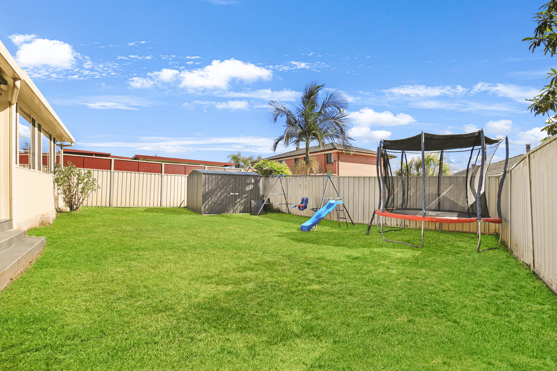 5 Pine Creek Circuit, St Clair, NSW 2759