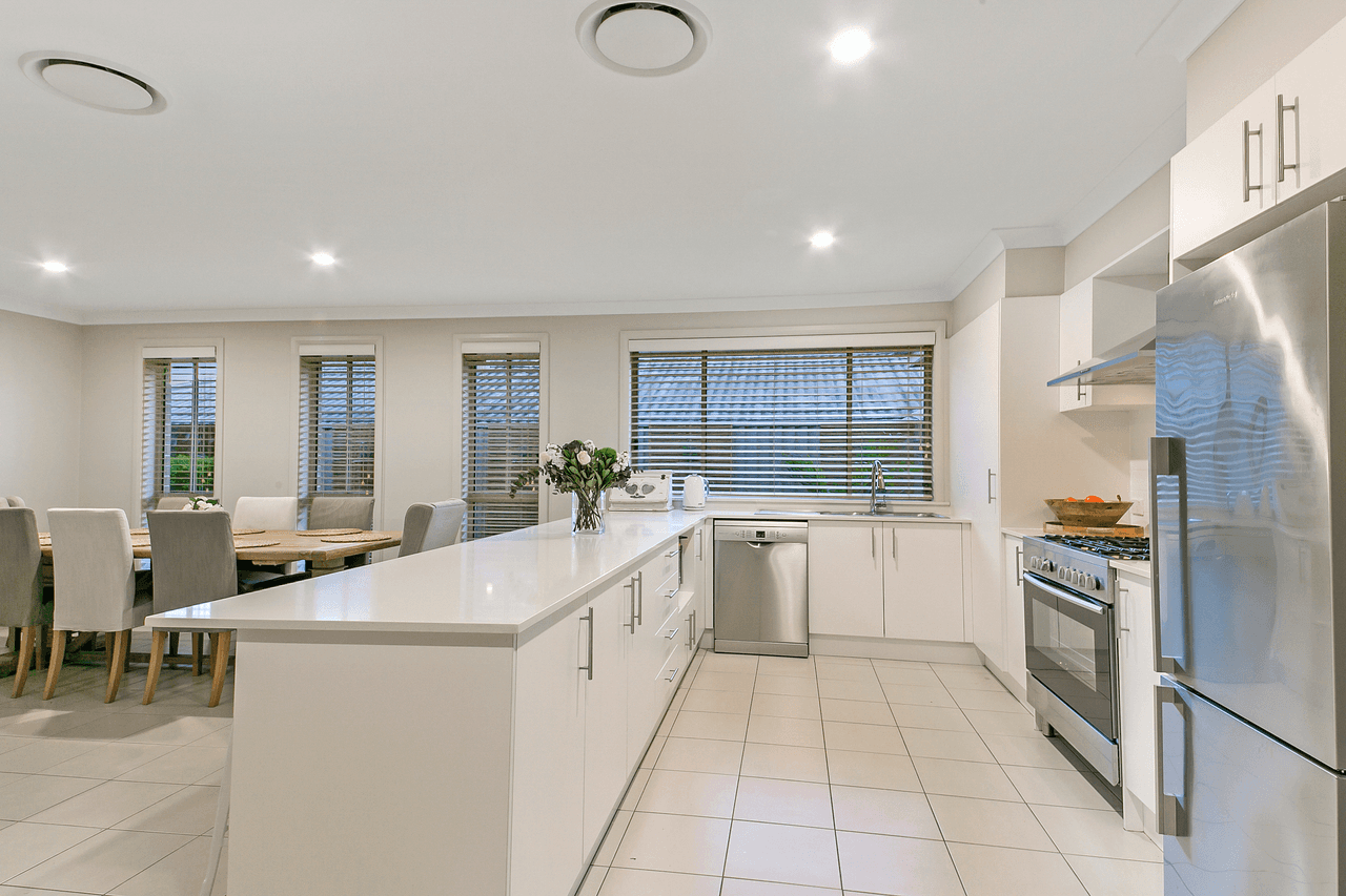 43 Sovereign Avenue, Kellyville Ridge, NSW 2155