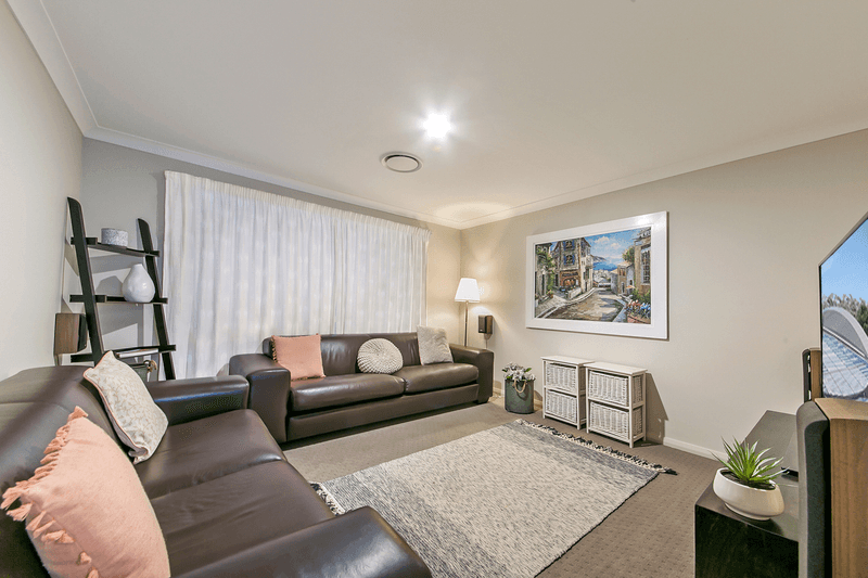 43 Sovereign Avenue, Kellyville Ridge, NSW 2155