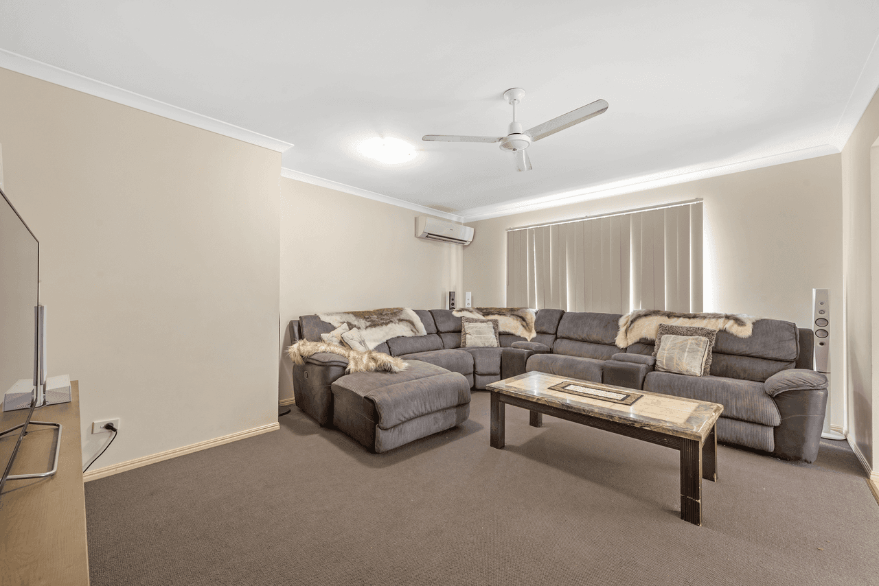 45 Fleet Drive, Kippa-Ring, QLD 4021