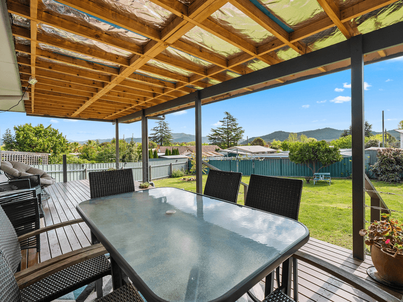 11 Woodside Court, MYRTLEFORD, VIC 3737