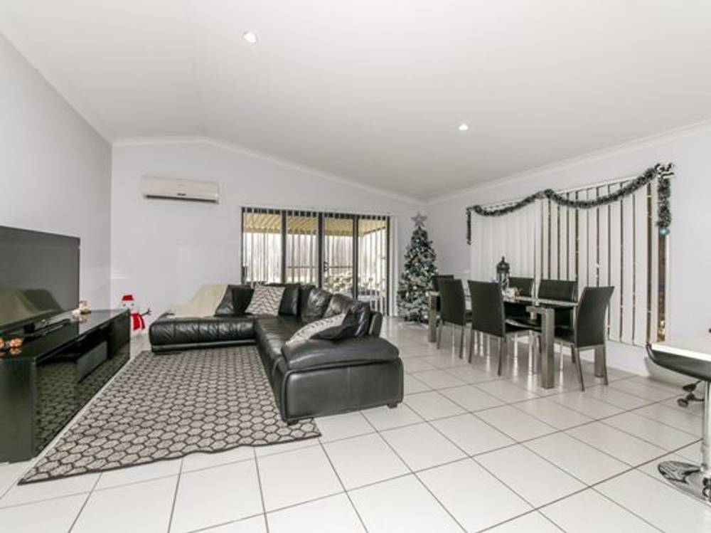 40 ALVINE DRIVE, EAGLEBY, QLD 4207