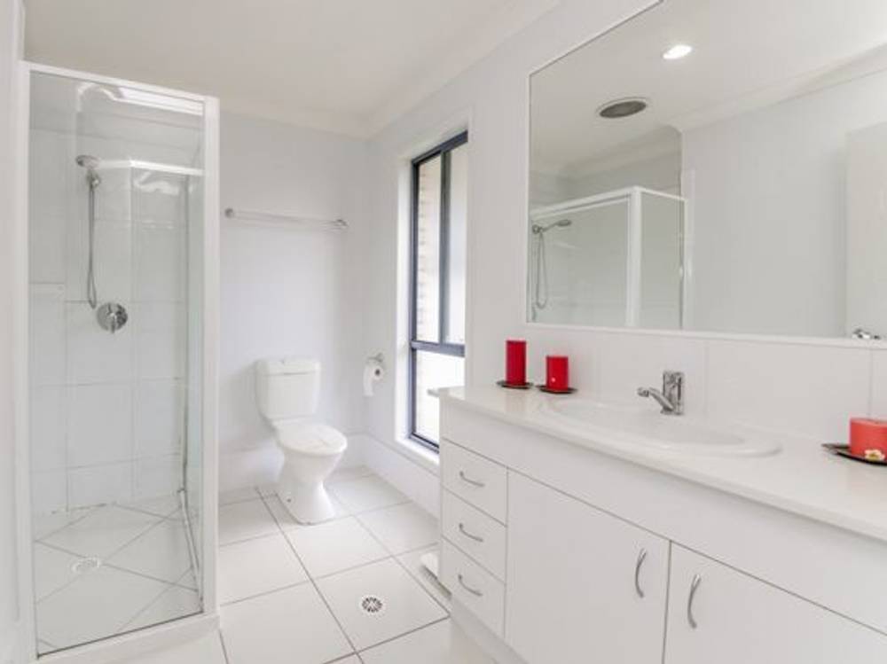 40 ALVINE DRIVE, EAGLEBY, QLD 4207