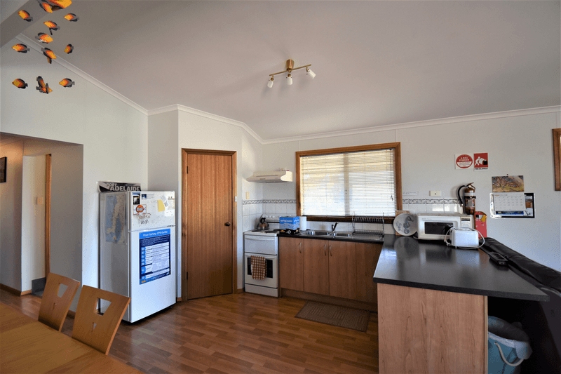 6 First Street, WOOL BAY, SA 5575