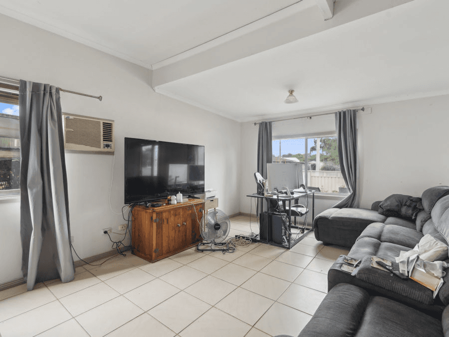 12 Dalgety Street, WOOLGOOLGA, NSW 2456
