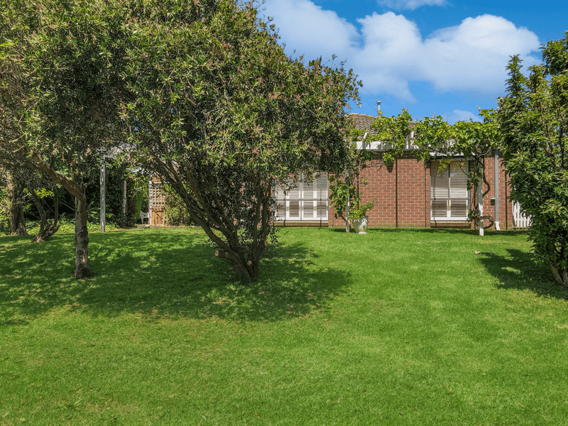 84 Country Club Drive, Safety Beach, VIC 3936