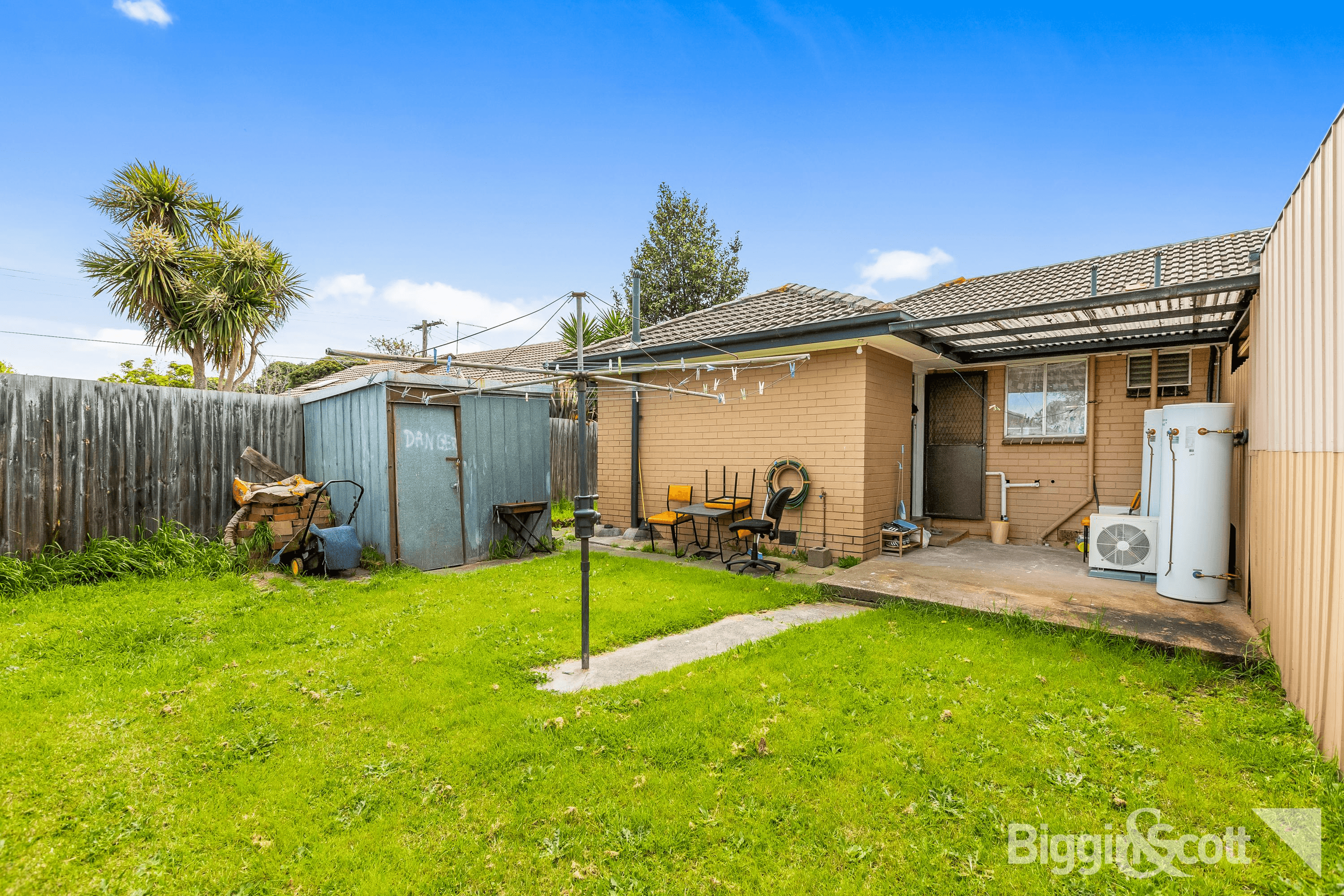 42 Sylvia Street, DANDENONG NORTH, VIC 3175