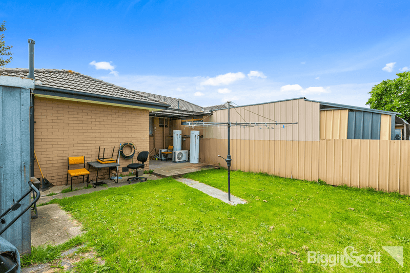 42 Sylvia Street, DANDENONG NORTH, VIC 3175