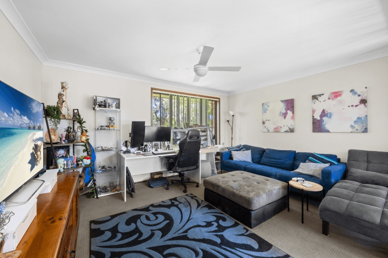 11 Morley Avenue, BATEAU BAY, NSW 2261