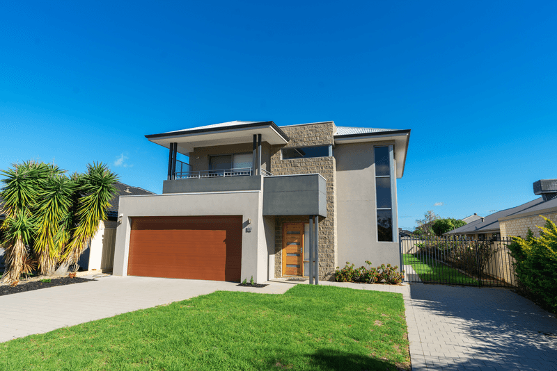 12 Tipperary Bend, CANNING VALE, WA 6155