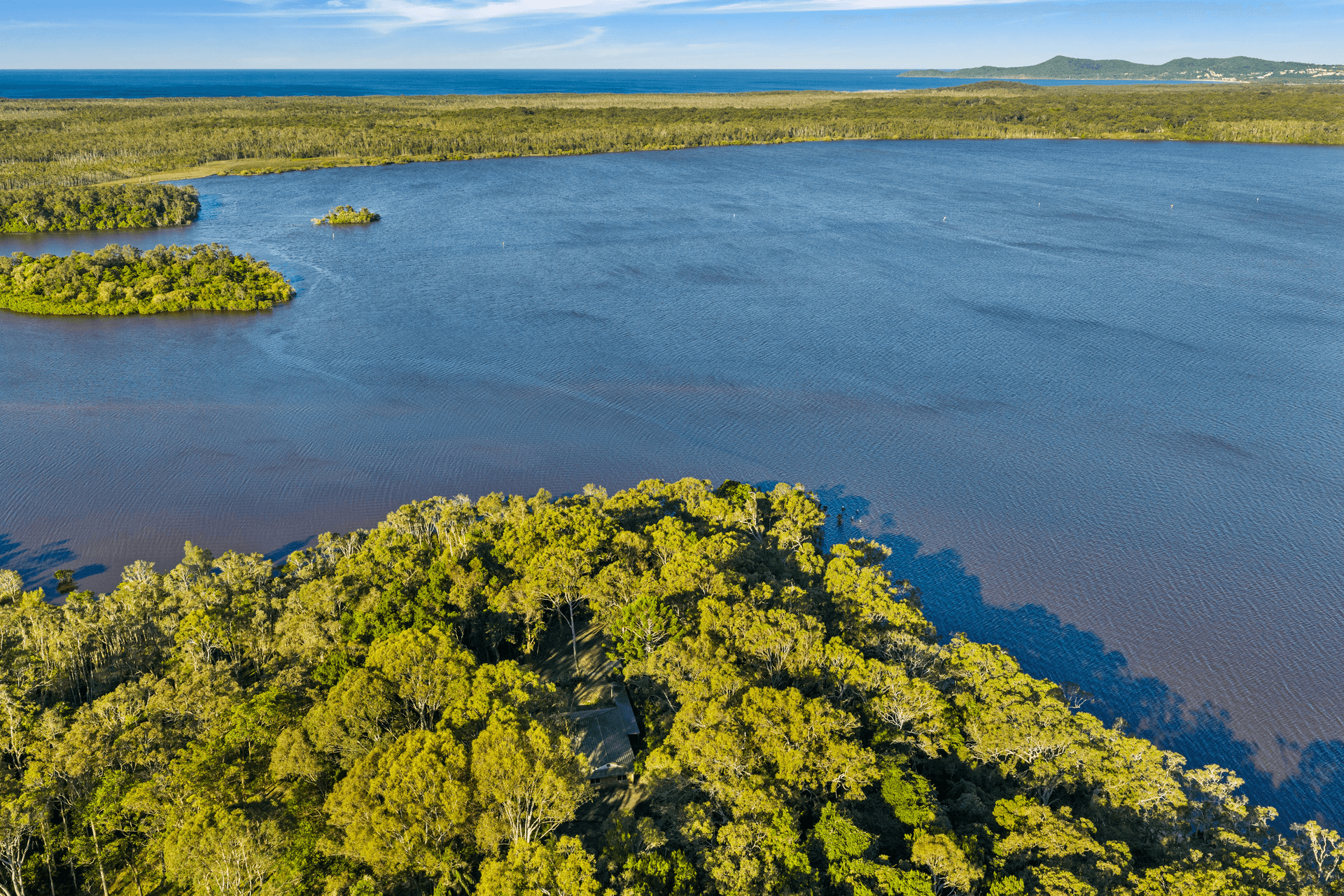 470 Lake Cooroibah Road, Cooroibah, QLD 4565