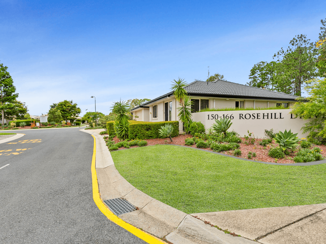 32/150-166 Rosehill Drive, BURPENGARY, QLD 4505